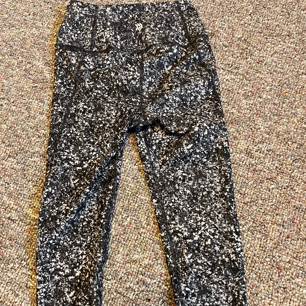 All in motion leggings